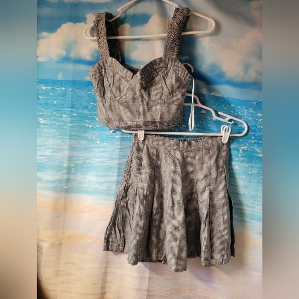 Japna 2 Piece Skirt Set Gingham mini Skirt & top Size Small